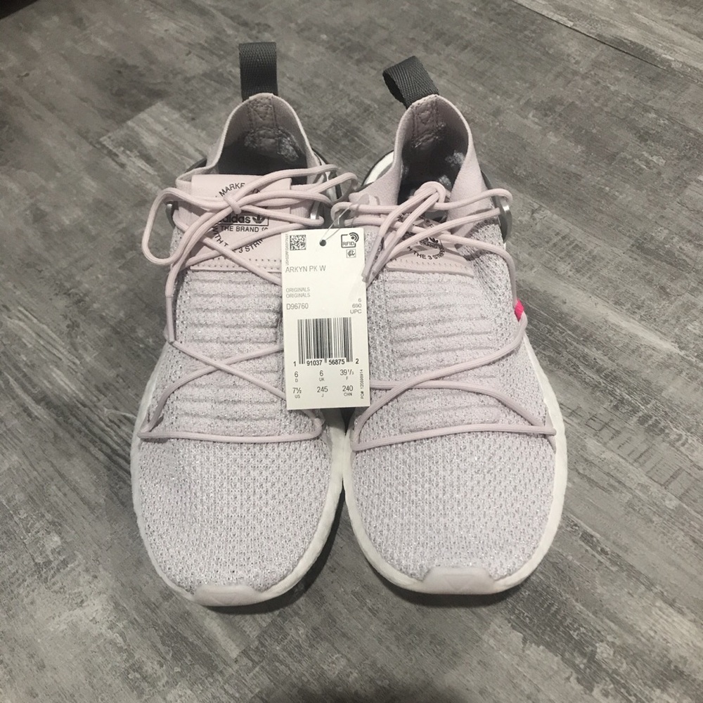 SOLD Adidas Arkyn Shoes